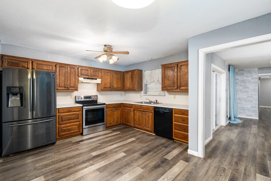 More Photos Of 10492 Highway 69, Trenton Land For Sale