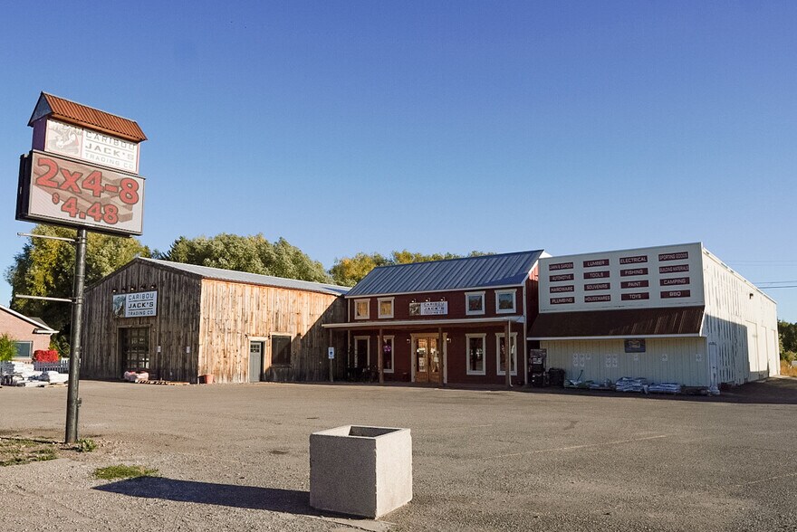 More Photos Of 50 N 2nd E, Soda Springs Convenience Store For Sale