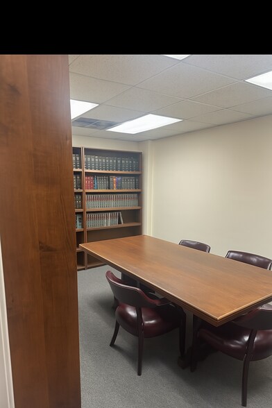 Primary Photo Of 120 Church Ave SW, Roanoke Office For Lease