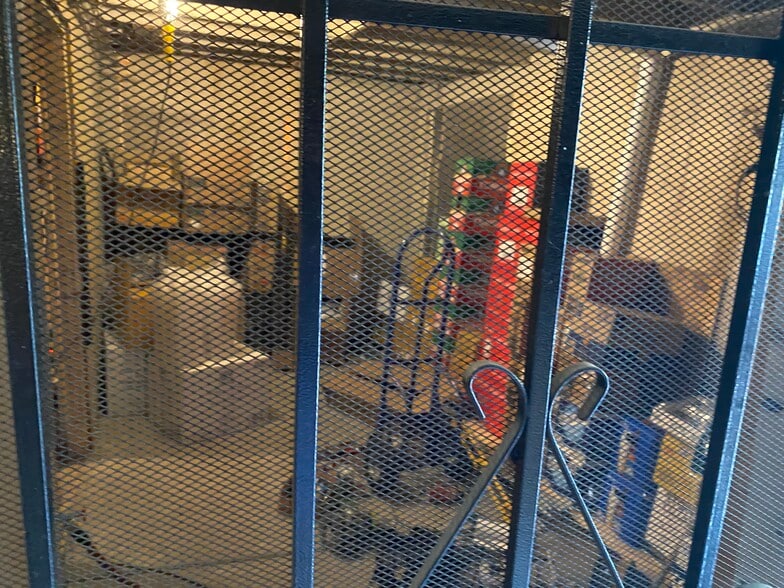 More Photos Of 31956 Hilltop Blvd, Running Springs Restaurant For Sale