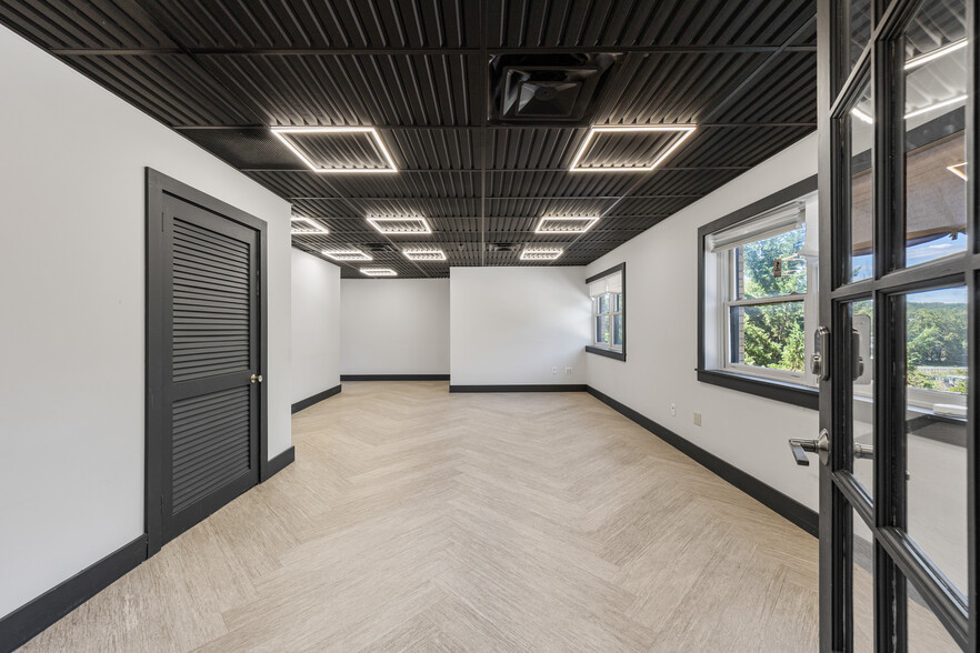 More Photos Of , New City Office For Sale