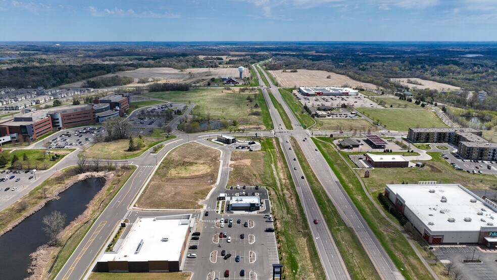 More Photos Of 3480 Highpoint Dr N, Oakdale General Retail For Sale