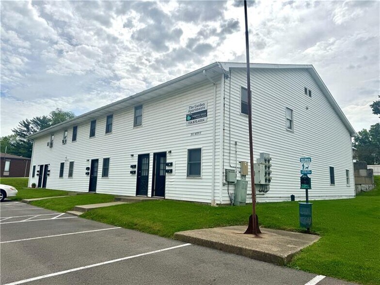 More Photos Of 250 E Water St, Slippery Rock Apartments For Sale