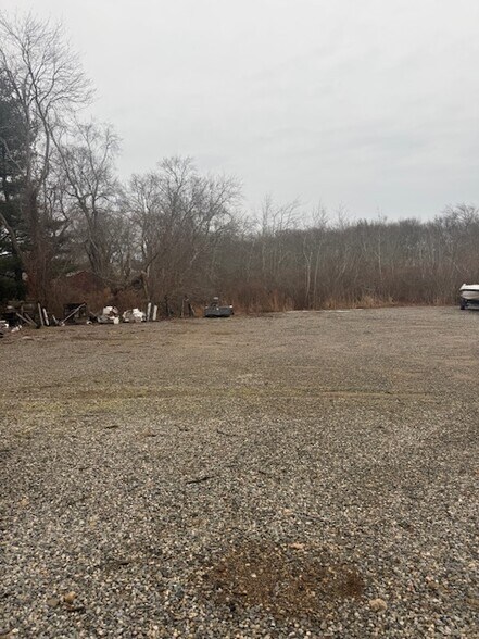 More Photos Of 177 Boston Post Rd, Westbrook General Retail For Sale