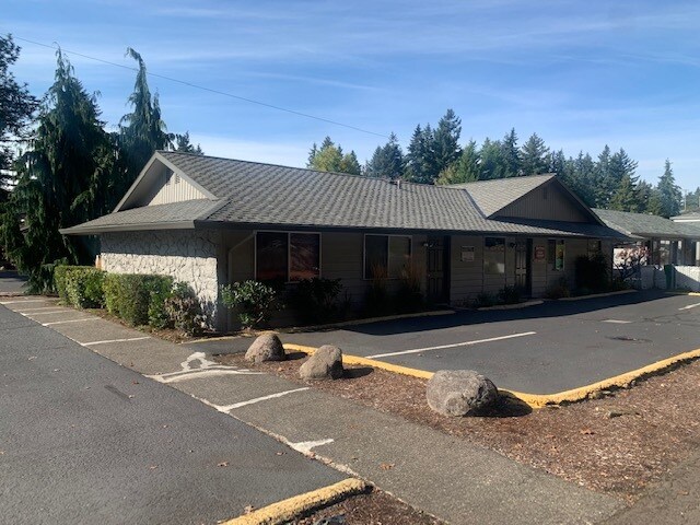 Primary Photo Of 6511-6549 SE King Rd, Milwaukie Office For Sale