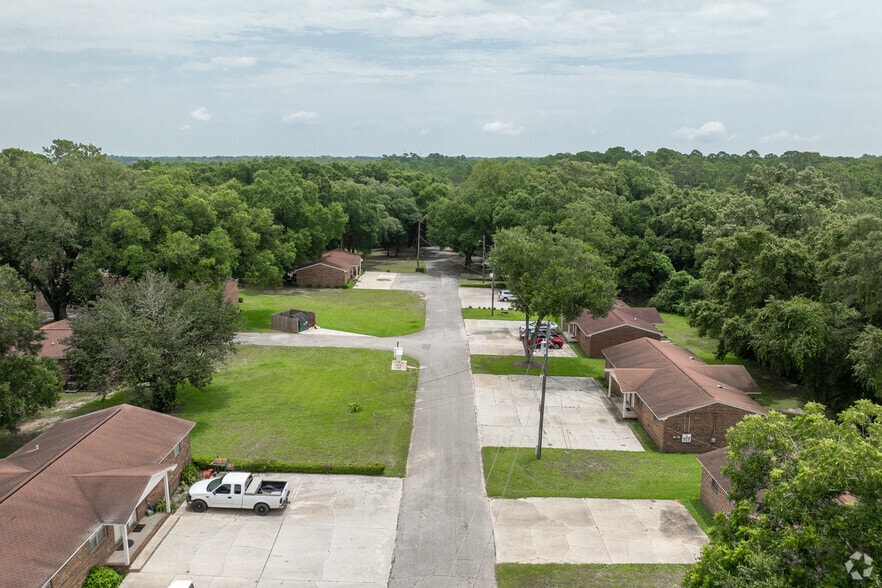More Photos Of 8640 Jernigan Rd, Pensacola Apartments For Sale