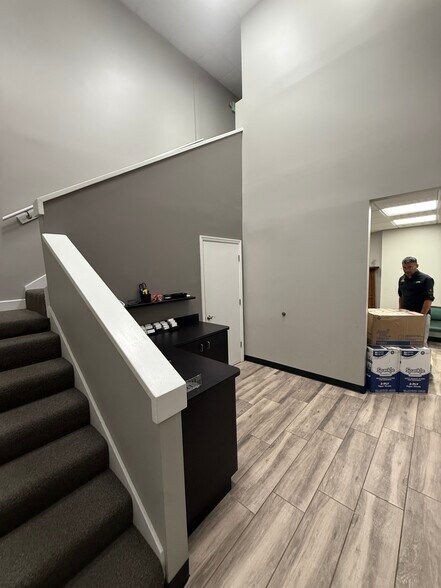 More Photos Of 4152-4230 Blue Heron Blvd W, Riviera Beach Medical For Sale