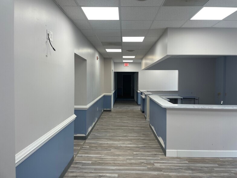 More Photos Of 325 Gambrills Rd, Gambrills Office For Sale