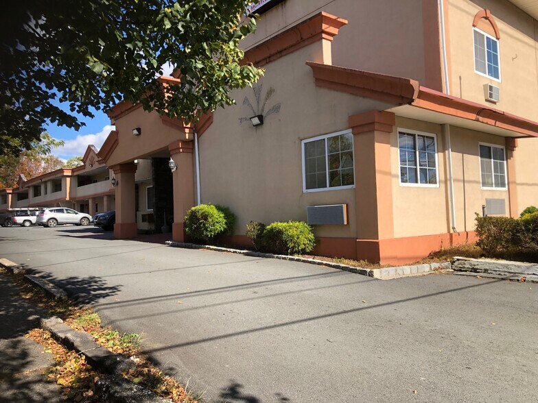 More Photos Of 392 Broadway, Monticello Hotel For Sale