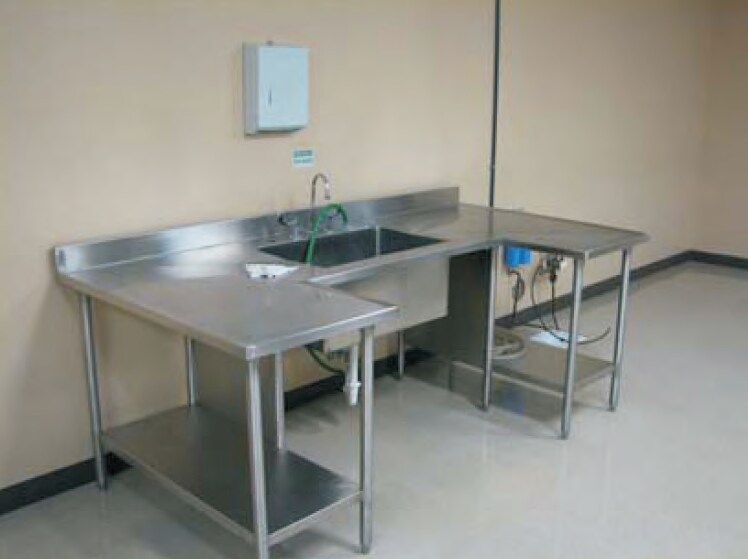 More Photos Of 1624 Headway Cir, Austin Research And Development For Lease