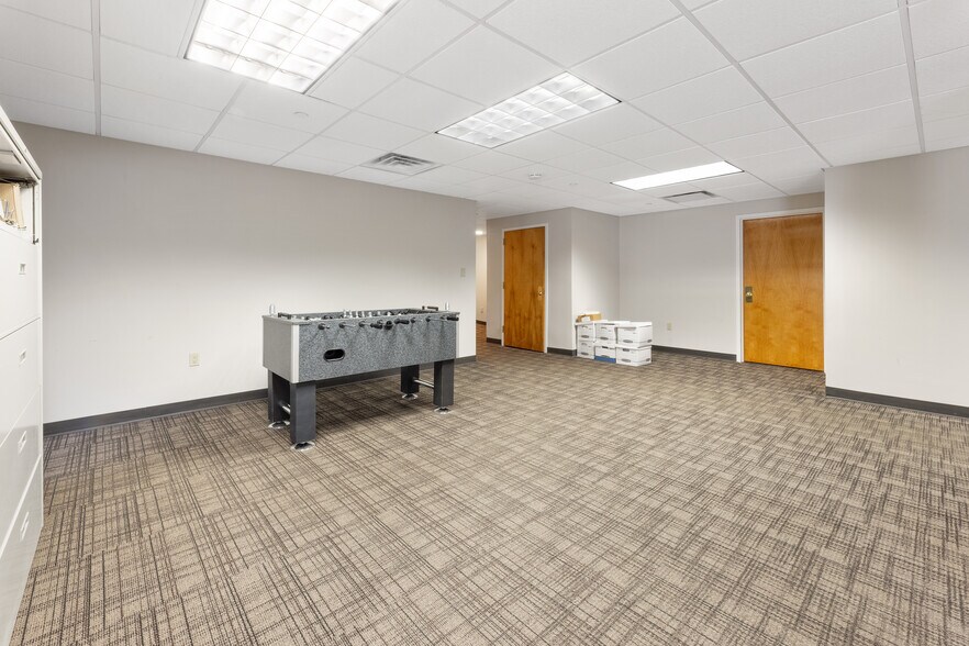 More Photos Of 620 Ramsey Ave, Hillside Warehouse For Sale