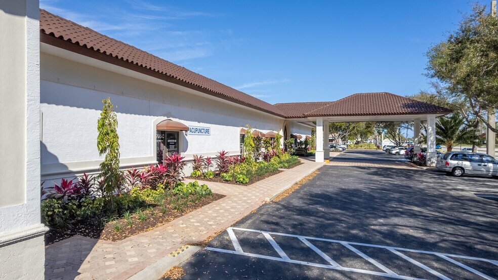 More Photos Of 3795 Boynton Beach Blvd, Boynton Beach Medical For Lease
