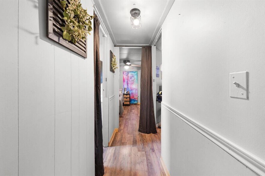 More Photos Of 4500 FM 515, Emory Light Manufacturing For Sale