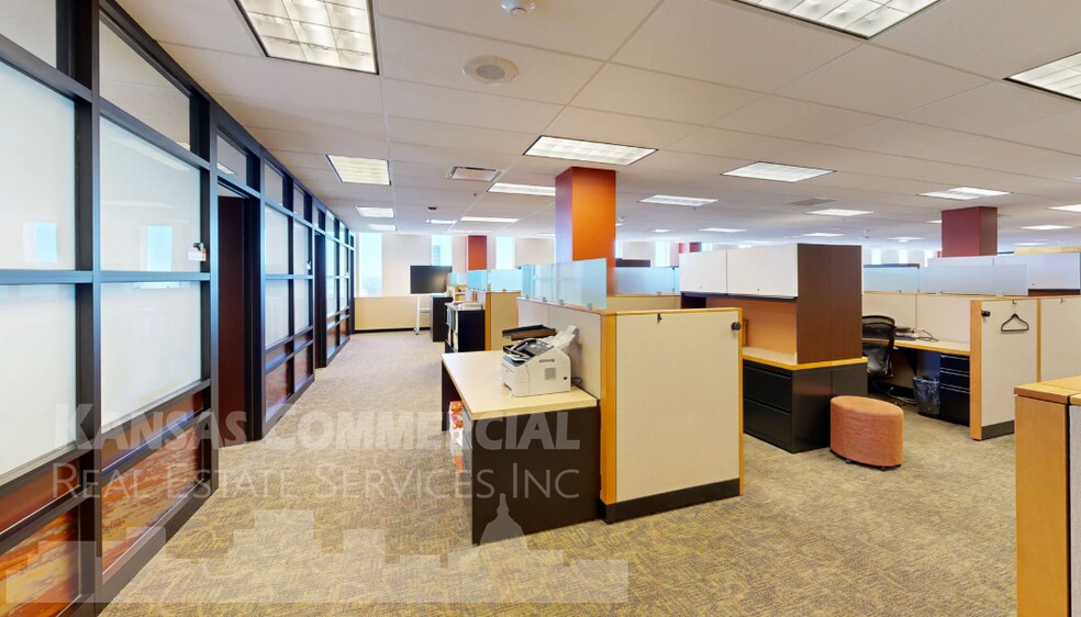 More Photos Of 818 S Kansas Ave, Topeka Office For Lease