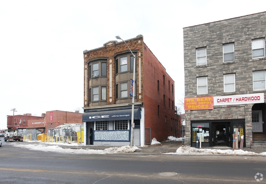 More Photos Of 506 W Main St, Waterbury Storefront Retail Residential For Sale