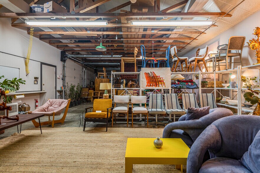 More Photos Of 618 W Magnolia Ave, Louisville Manufacturing For Lease