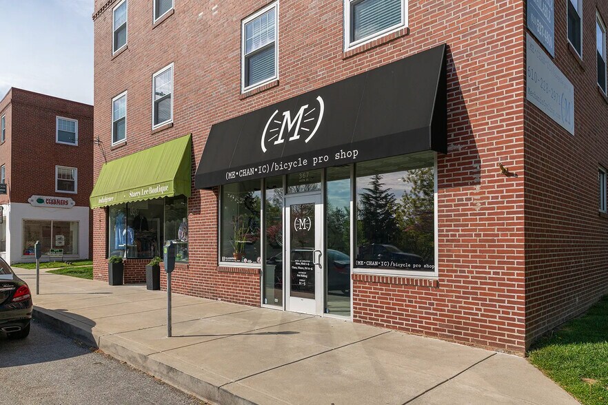More Photos Of 371 Lancaster Ave, Haverford General Retail For Sale