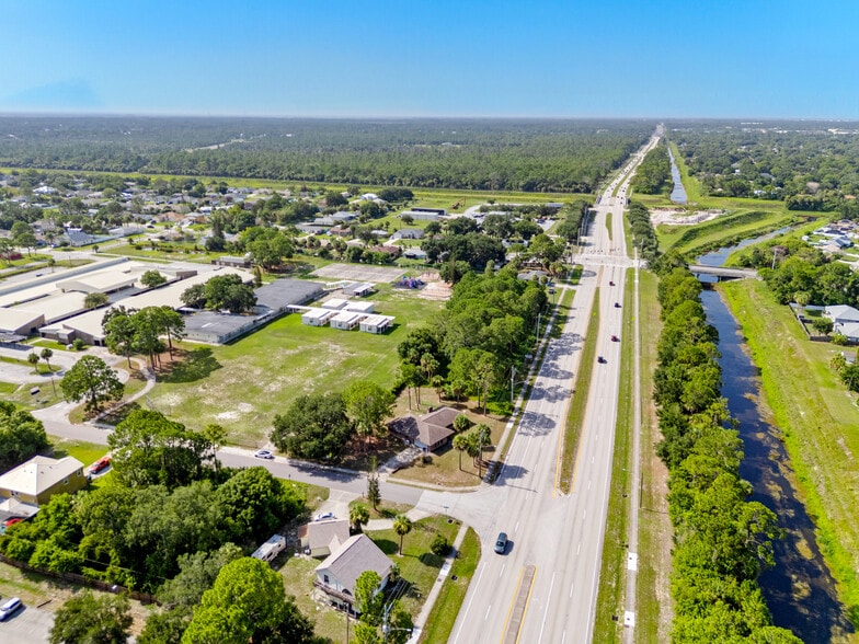 More Photos Of 6070 Minton Rd NW, Palm Bay Office For Sale
