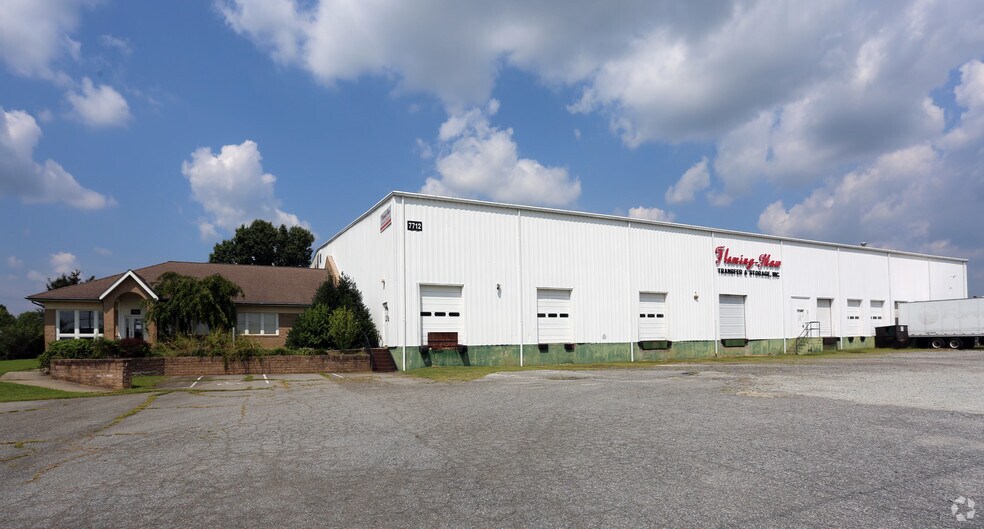 More Photos Of 7712 Boeing Dr, Greensboro Warehouse For Lease