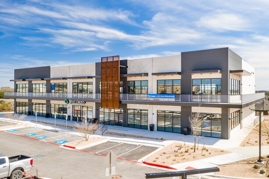 More Photos Of 165 Hargraves Dr, Austin Storefront Retail Office For Lease