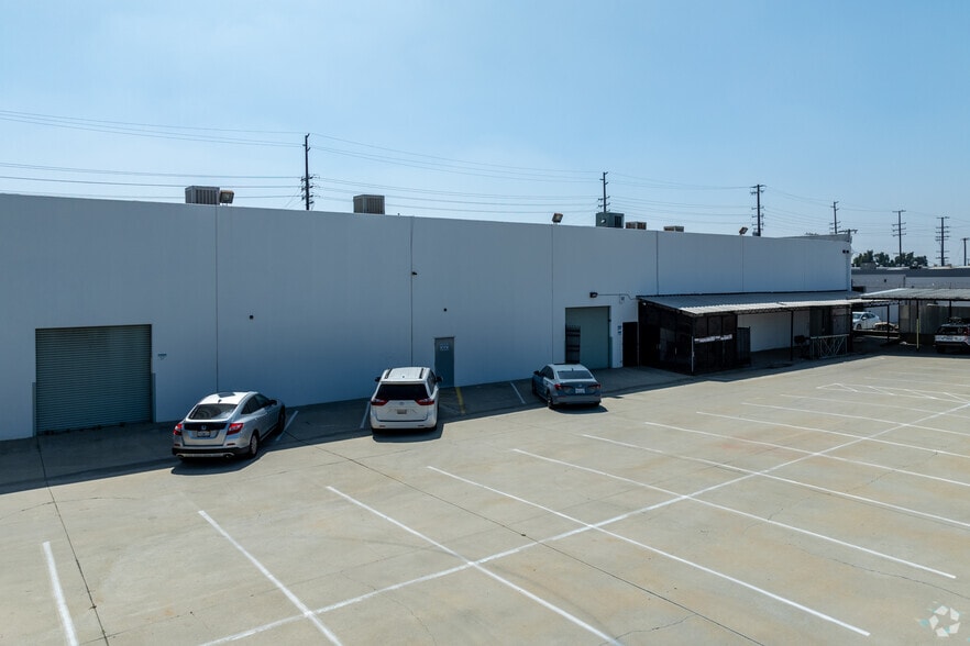 More Photos Of 13001 Temple Ave, City of Industry Warehouse For Lease
