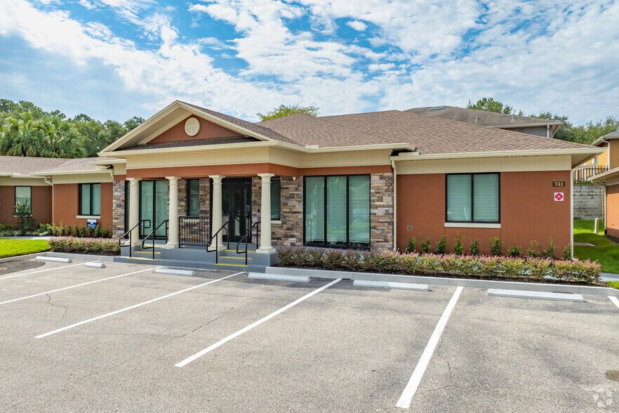 More Photos Of 741 Ciara Creek Cv, Longwood Medical For Sale