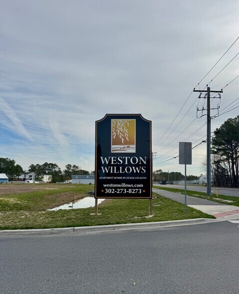 More Photos Of 31013 Besche Ave, Georgetown Showroom For Lease