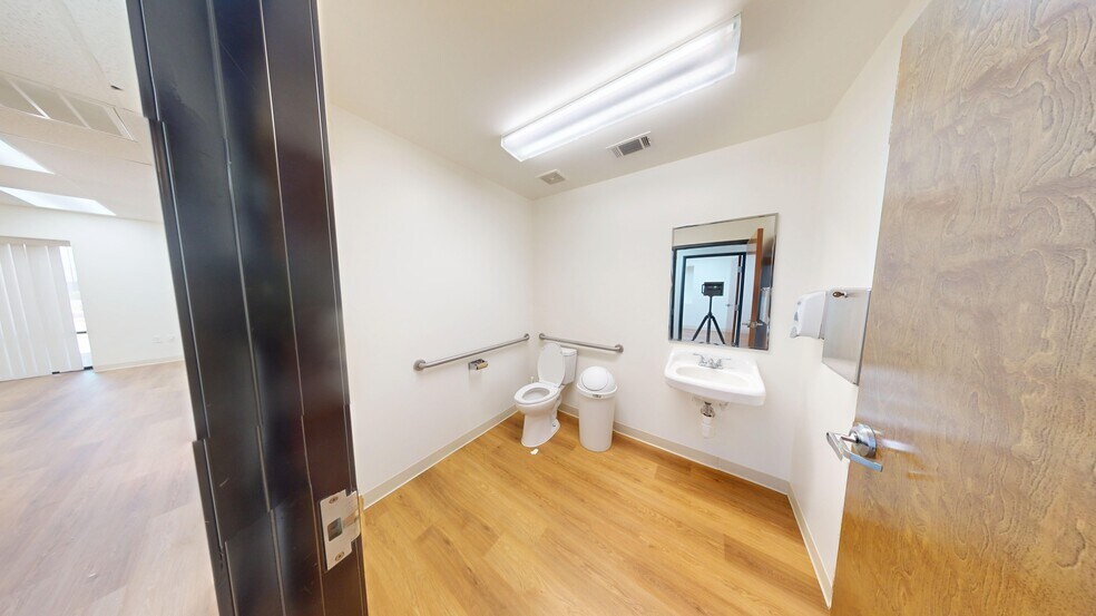 More Photos Of 13621 Immanuel Rd, Pflugerville Warehouse For Sale