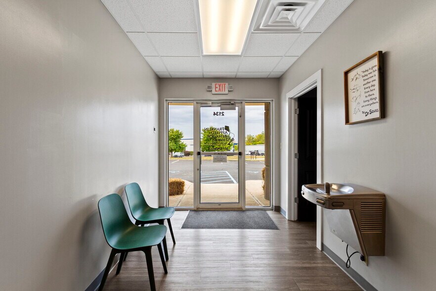 More Photos Of 2134 Holiday Ln, Franklin Medical For Sale