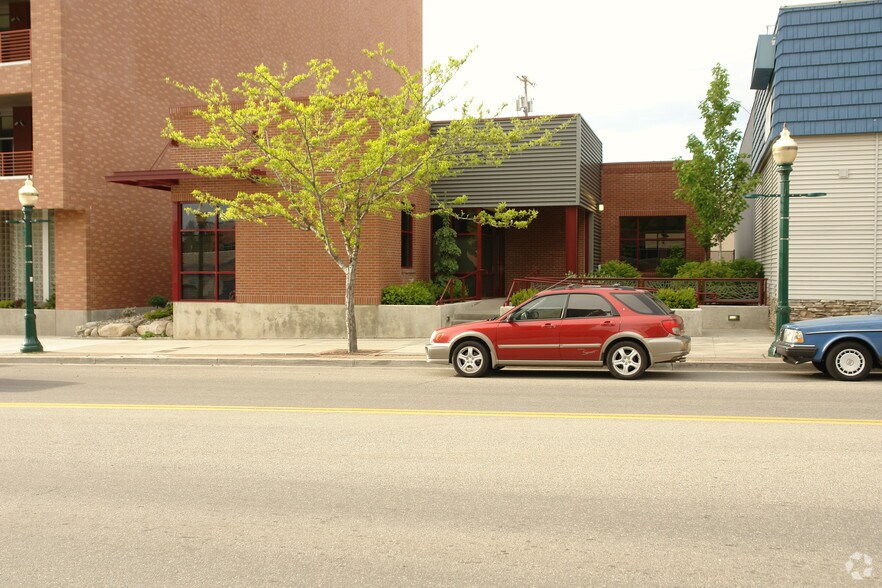 More Photos Of 611 E Sherman Ave, Coeur d'Alene Office For Lease