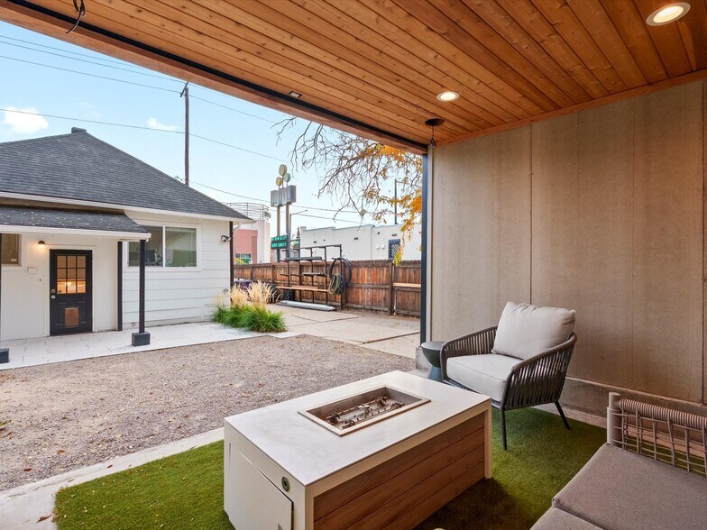 More Photos Of 4735 W 38th Ave, Denver Office For Sale