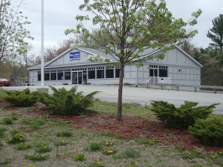 More Photos Of 282 N Broadway, Salem Auto Dealership For Lease