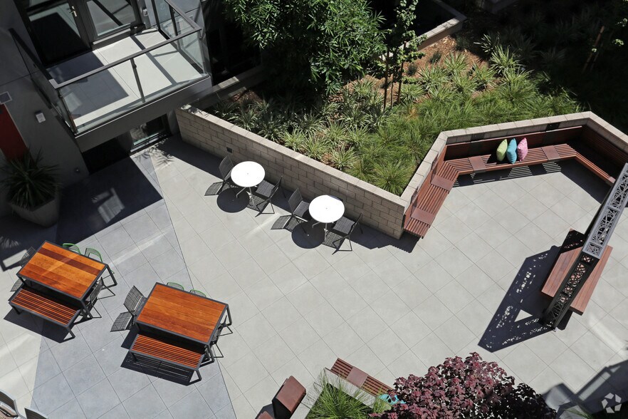 More Photos Of 1501 Island Ave, San Diego Apartments For Lease