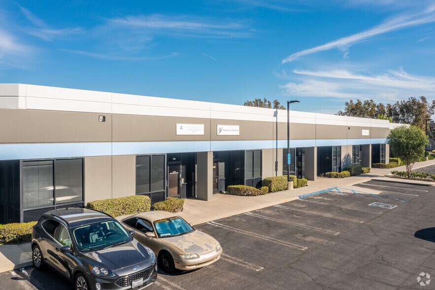 More Photos Of 1715 E Wilshire Ave, Santa Ana Flex For Sale