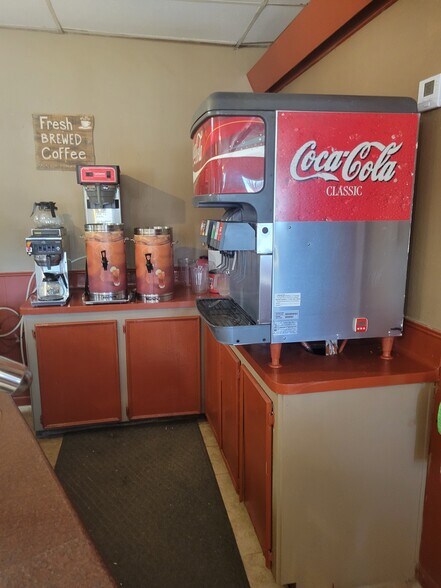 More Photos Of 12946 US Highway 287, Grapeland Trailer Camper Park For Sale