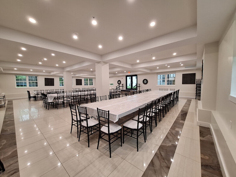 More Photos Of 82 Liberty St, Monticello Apartments For Sale