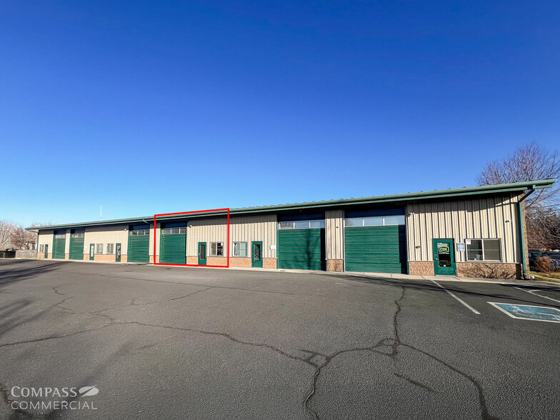 Primary Photo Of 20720 High Desert Ln, Bend Warehouse For Lease