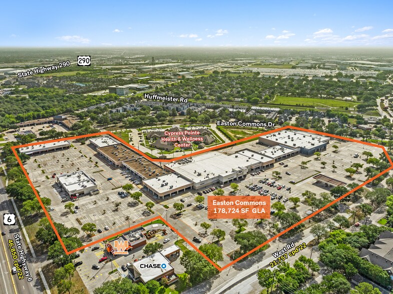 More Photos Of 8470-8592 N Highway 6, Houston Unknown For Lease