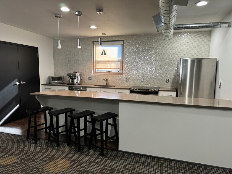 More Photos Of 4640 Pecos St, Denver Research And Development For Sale