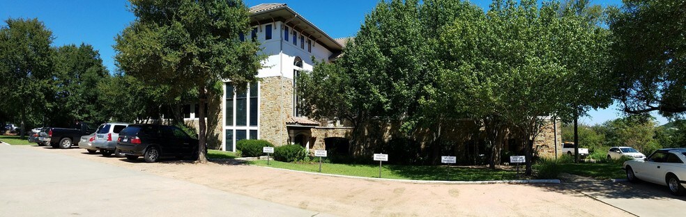 More Photos Of 7000 Bee Caves Rd, Austin Medical For Lease