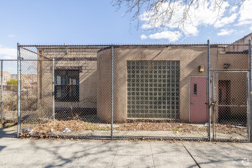 More Photos Of 9102 Church Ave, Brooklyn Schools For Sale