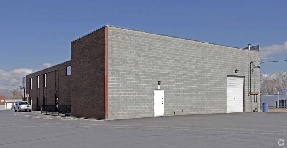 More Photos Of 332 E 3300 S, Salt Lake City Light Distribution For Lease