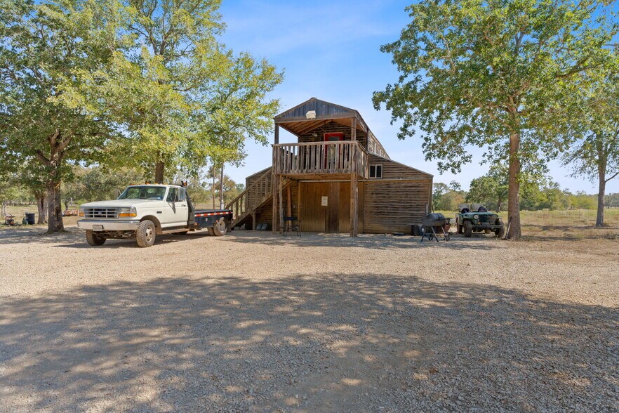 More Photos Of 5501 Old Colony Line Rd, Lockhart Land For Sale