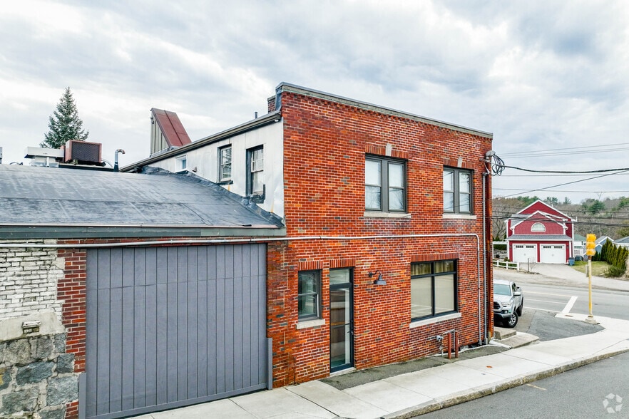 More Photos Of 634 Willard St, Quincy Manufacturing For Sale