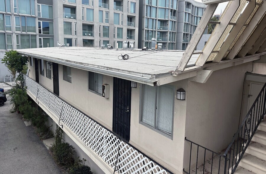 More Photos Of 1220-1224 Lincoln Blvd, Santa Monica Office Residential For Sale