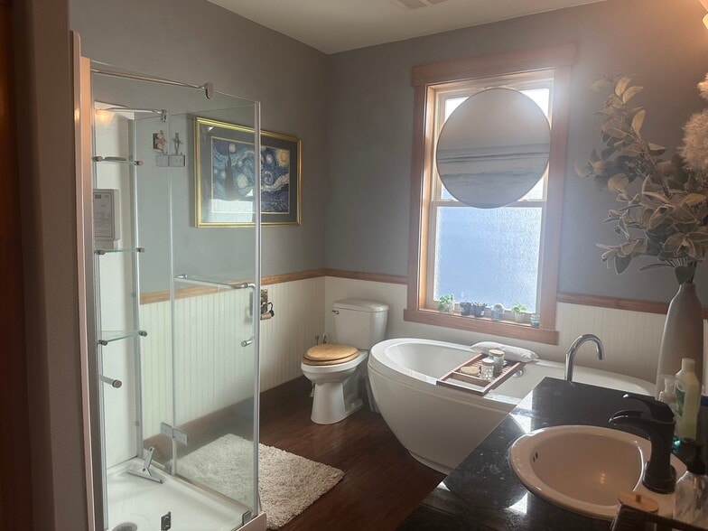 More Photos Of 1749 22nd St, Hood River Specialty For Sale