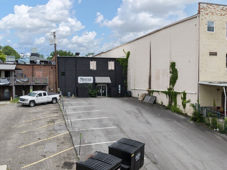 More Photos Of 101 N Main St, Waynesville General Retail For Sale