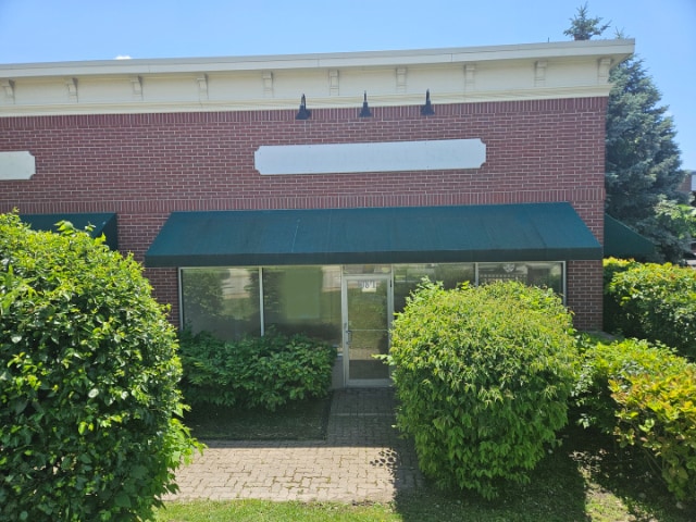 More Photos Of 108 1st St, Bloomingdale Office For Sale