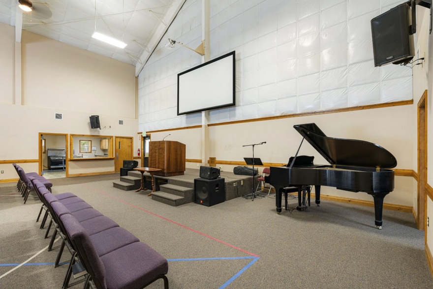 More Photos Of 6291 Main St, Bonners Ferry Religious Facility For Sale