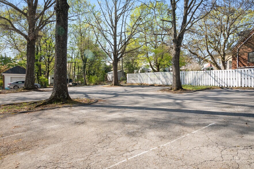 More Photos Of 614 S Main St, Blacksburg Medical For Sale